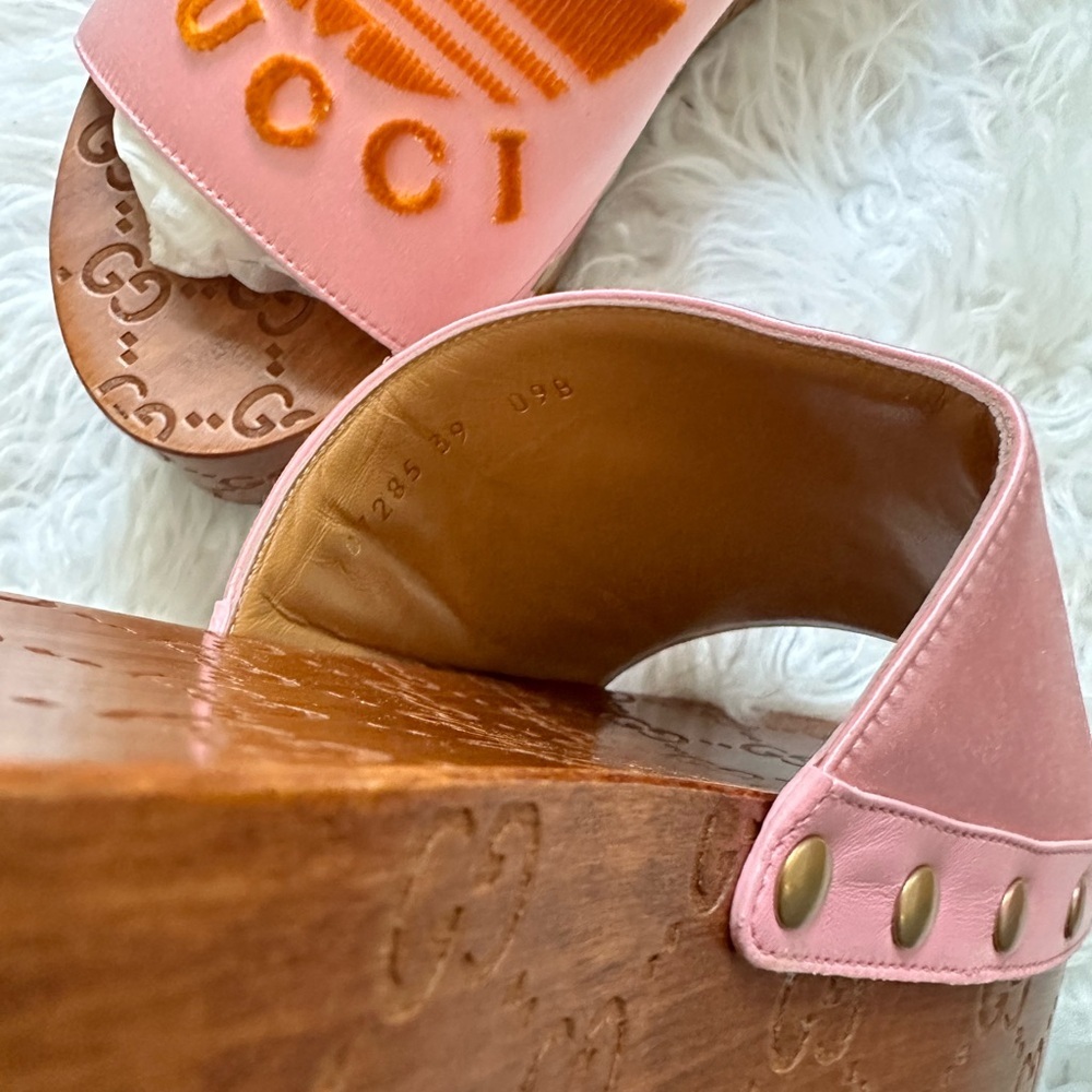 Gucci & Adidas collab clogs - Picture 5 of 7